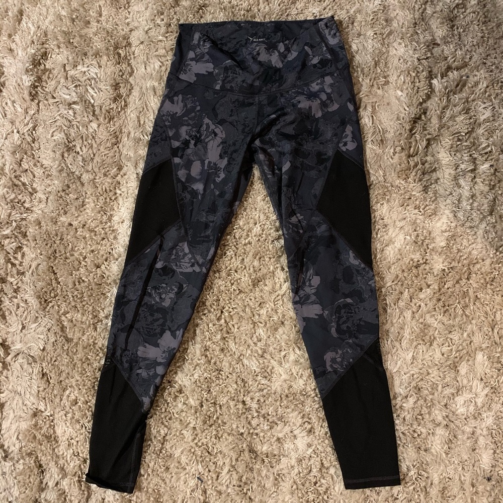 Old Navy Active Leggings Contrast Design Large